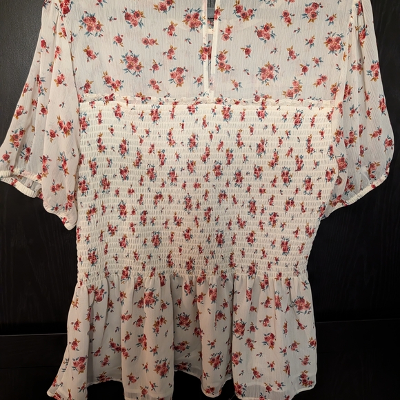 Torrid Smocked Floral Blouse | Cottagecore Romantic Top 2X - Picture 4 of 8